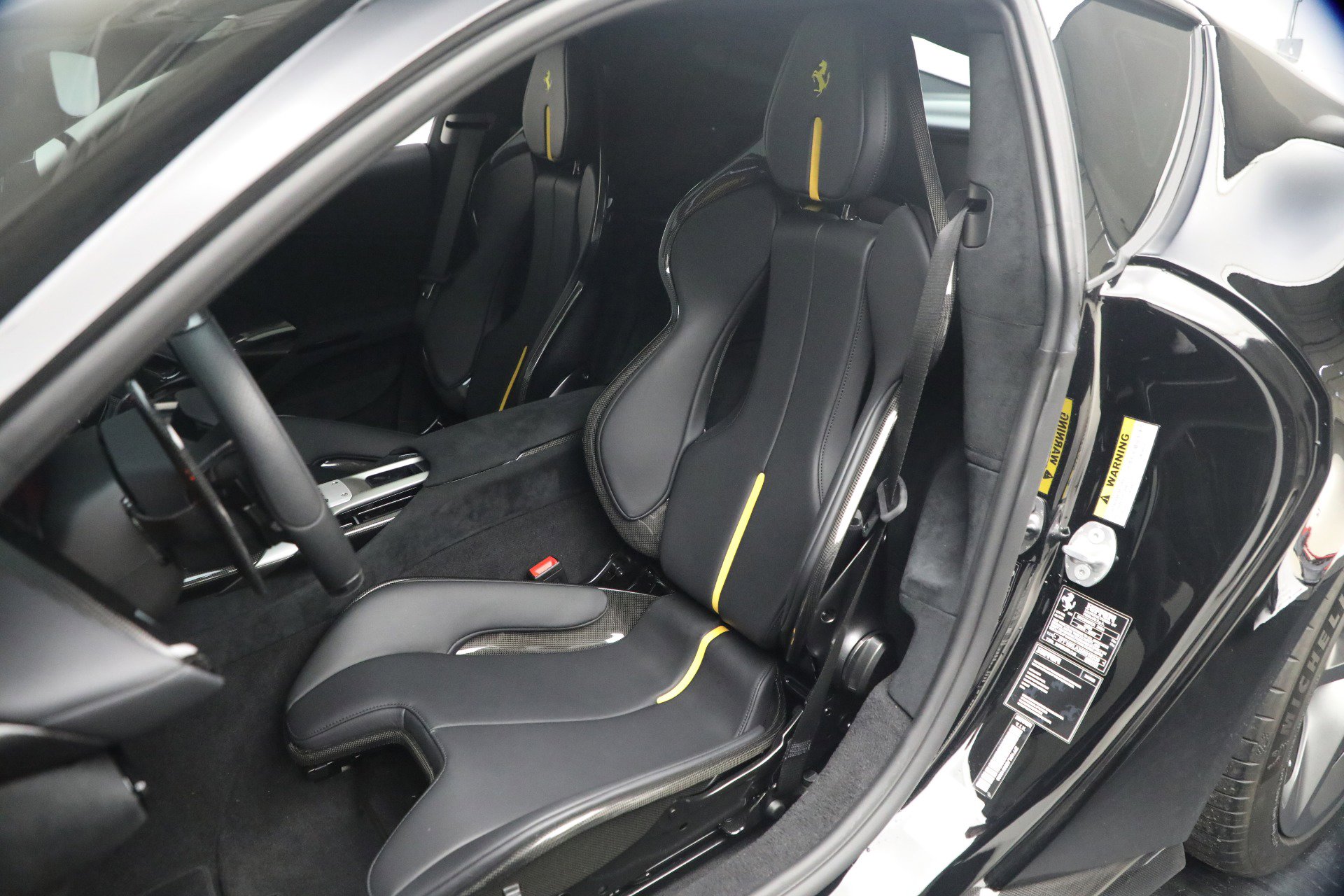 Certified 2025 Ferrari 12Cilindri image 11