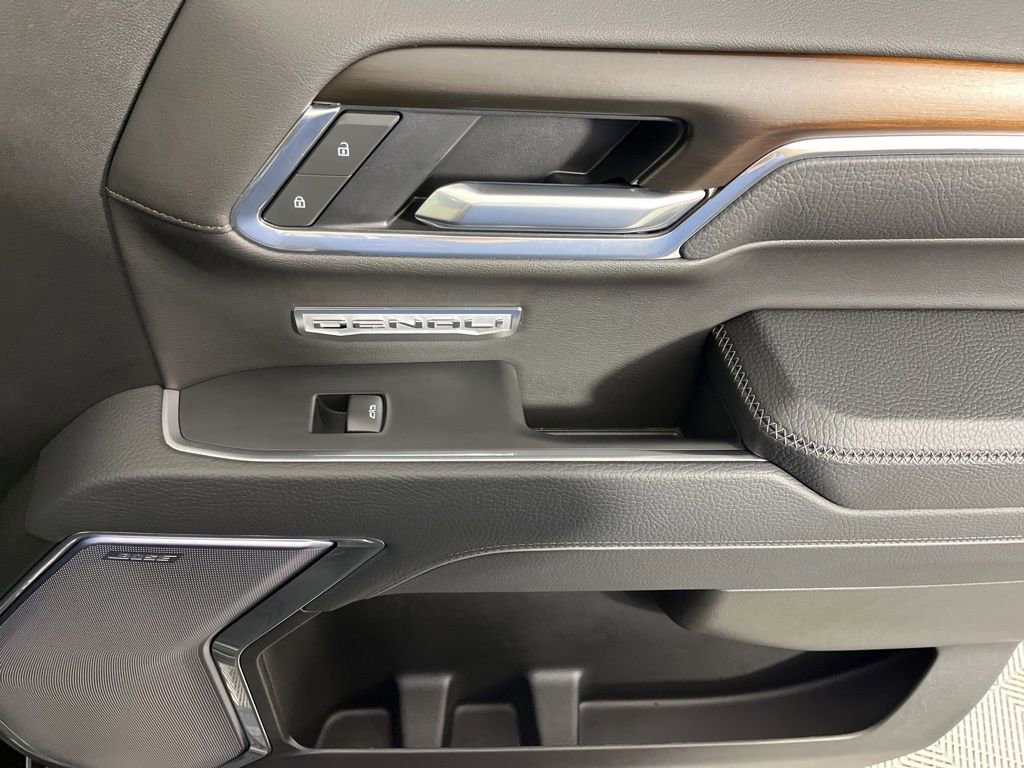 Certified 2025 GMC Sierra 1500 Denali image 21