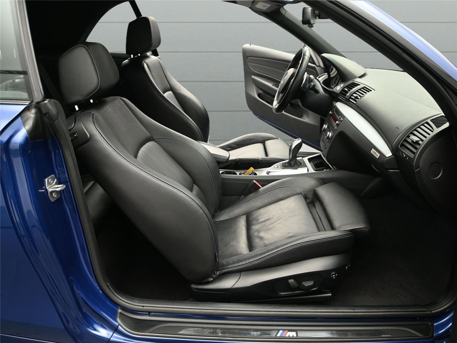 Used 2013 BMW 135is Convertible image 17