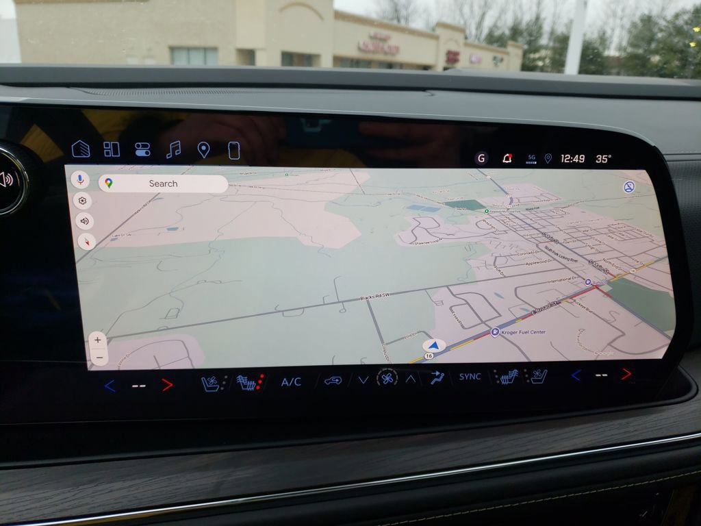 New 2026 Chevrolet Suburban Premier image 18