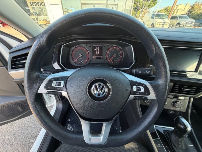 Used 2019 Volkswagen Jetta S w/ Driver Assistance Package FWD image 10