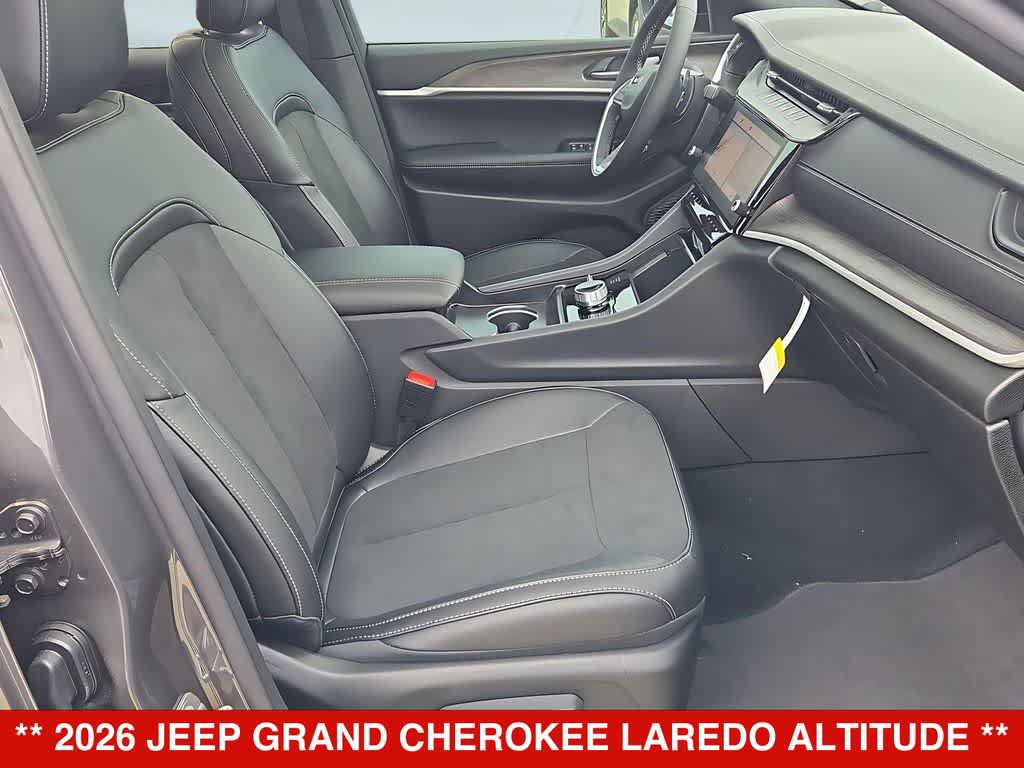 New 2026 Jeep Grand Cherokee Altitude AWD/4WD image 25