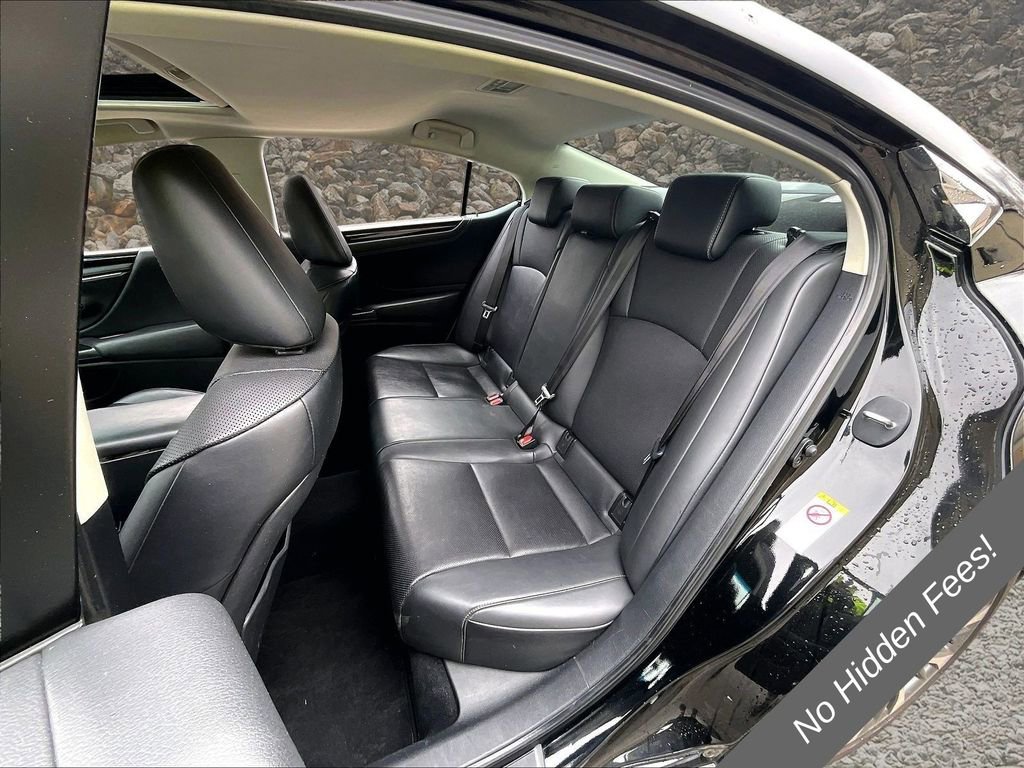 Used 2019 Lexus ES 350 w/ Premium Package FWD image 23