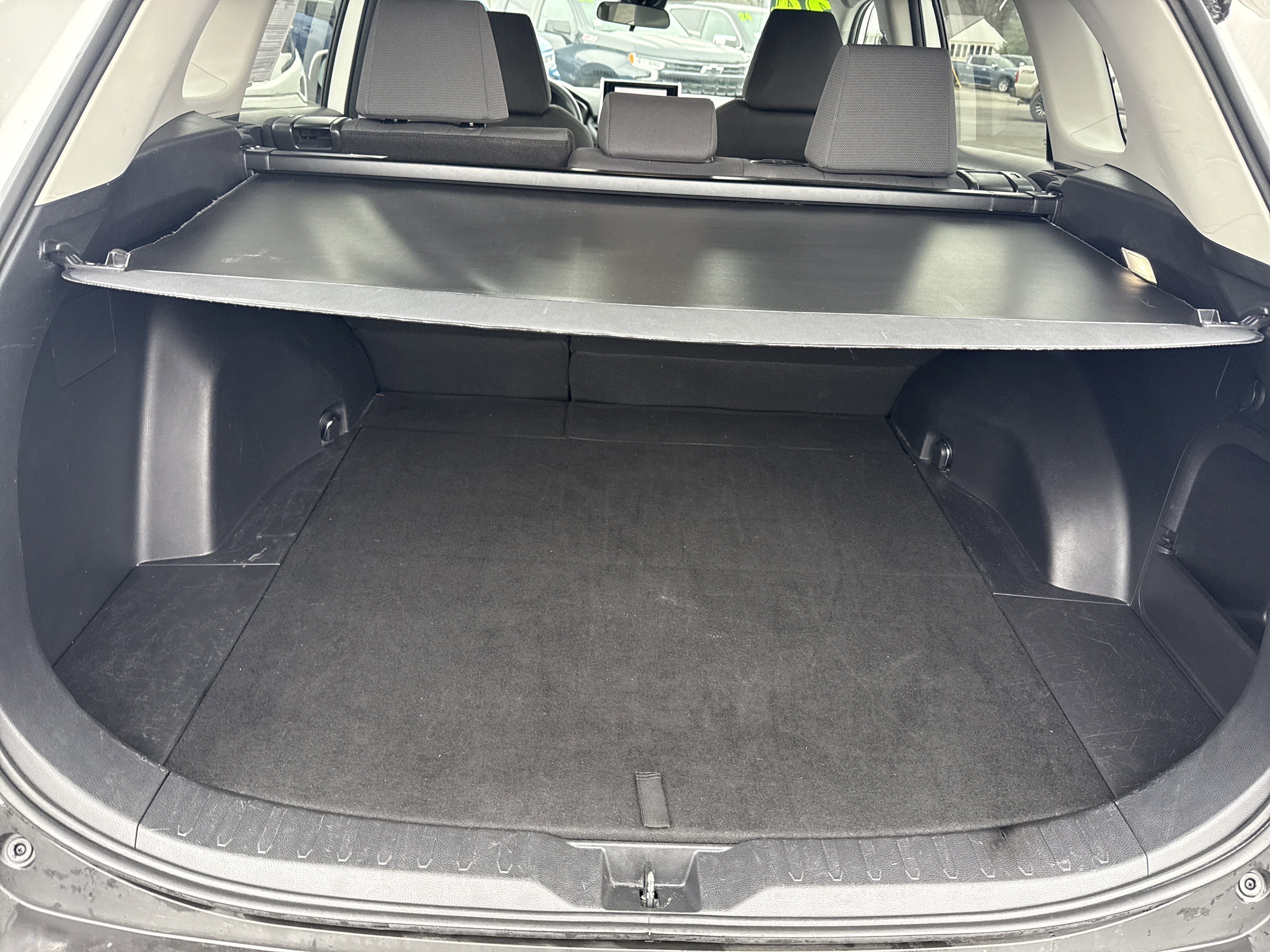 Used 2024 Toyota RAV4 XLE video 5