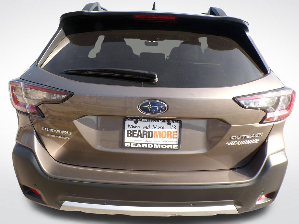 Used 2023 Subaru Outback Limited AWD/4WD image 3