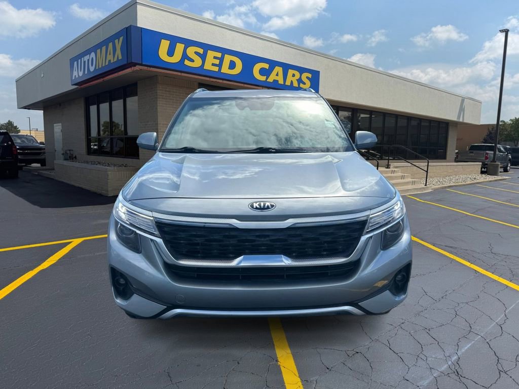 Used 2021 Kia Seltos S AWD/4WD image 3