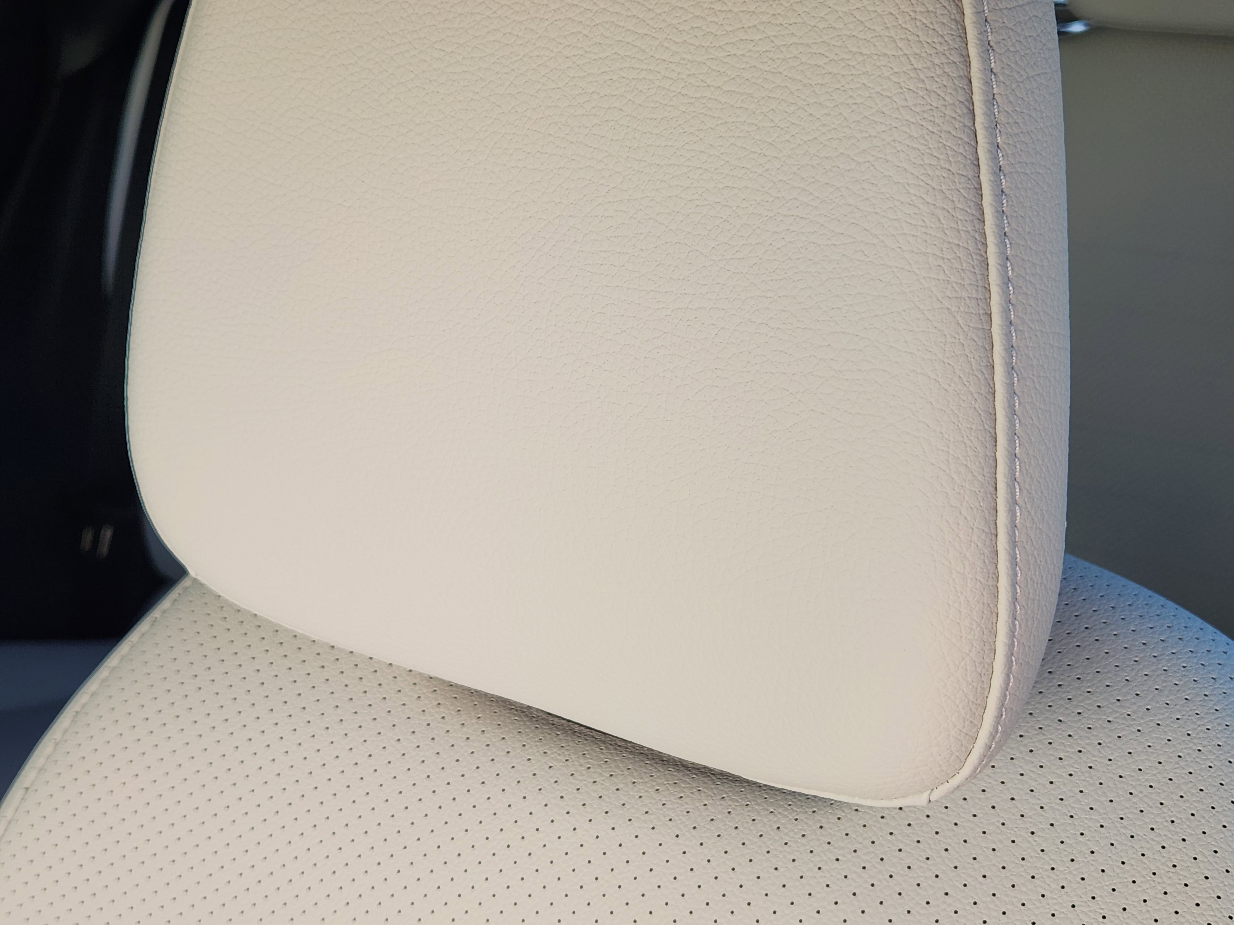 New 2026 Mercedes-Benz GLC 300 4MATIC image 16