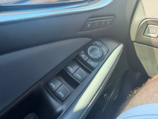 Used 2018 Buick Enclave Premium FWD image 12