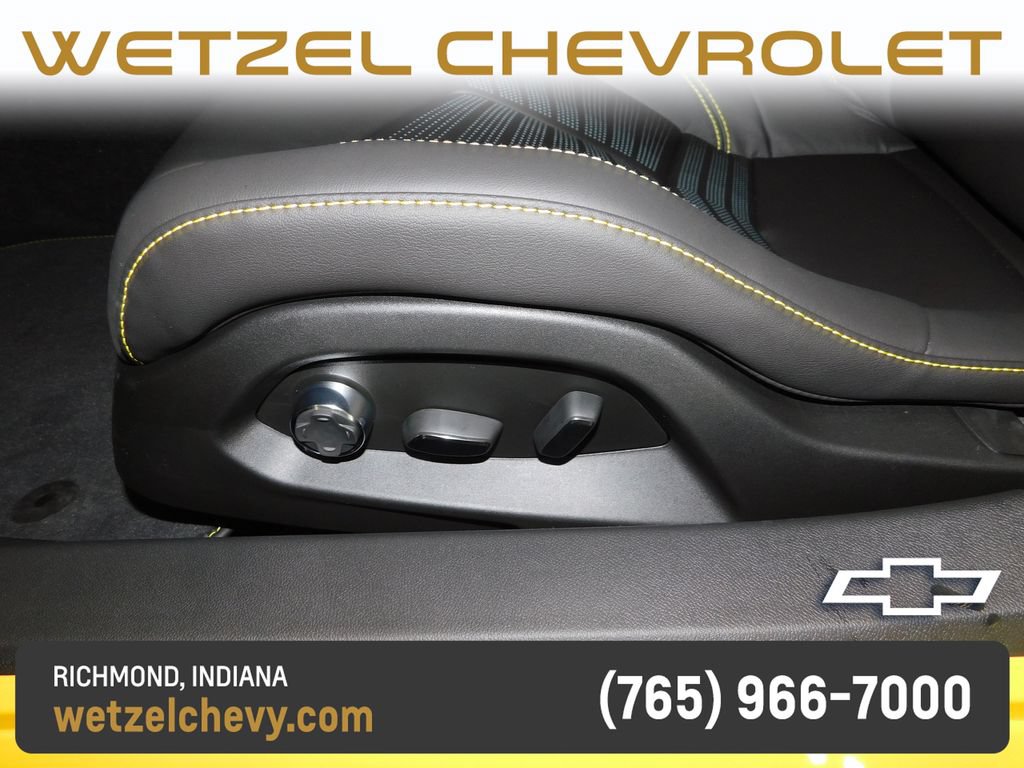 New 2027 Chevrolet Corvette Stingray Convertible w/ Z51 Performance Package RWD image 13