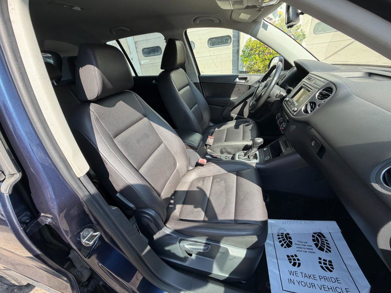 Used 2016 Volkswagen Tiguan S image 35