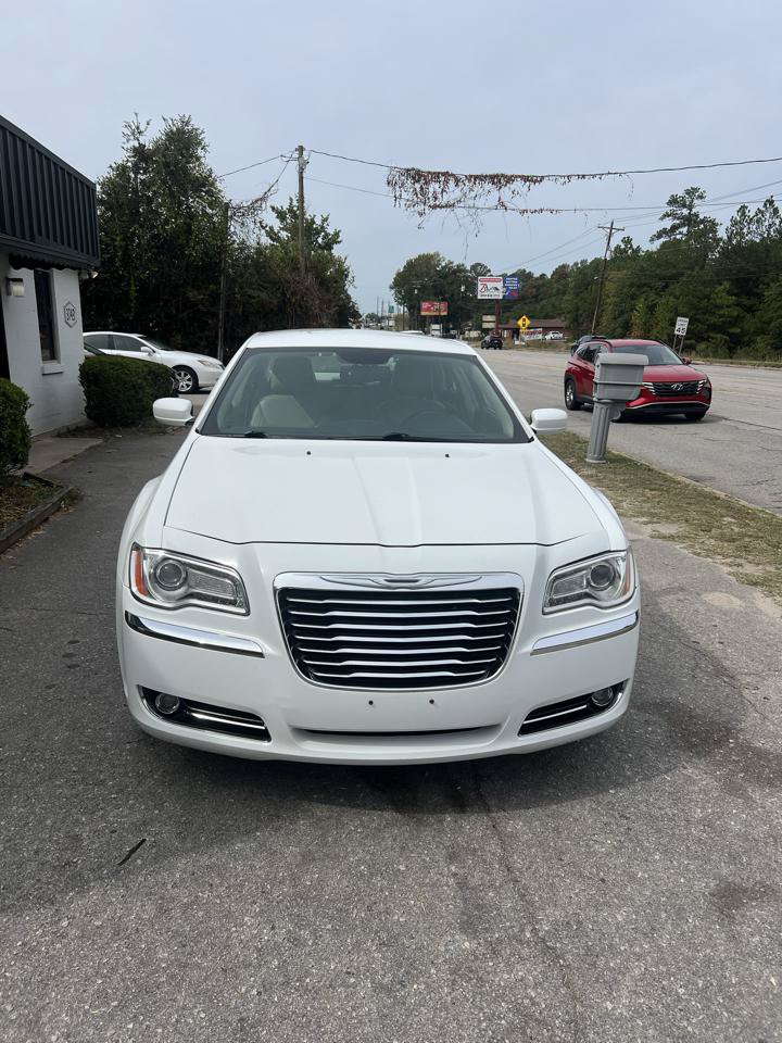 Used 2013 Chrysler 300 AWD w/ Driver Convenience Group image 2