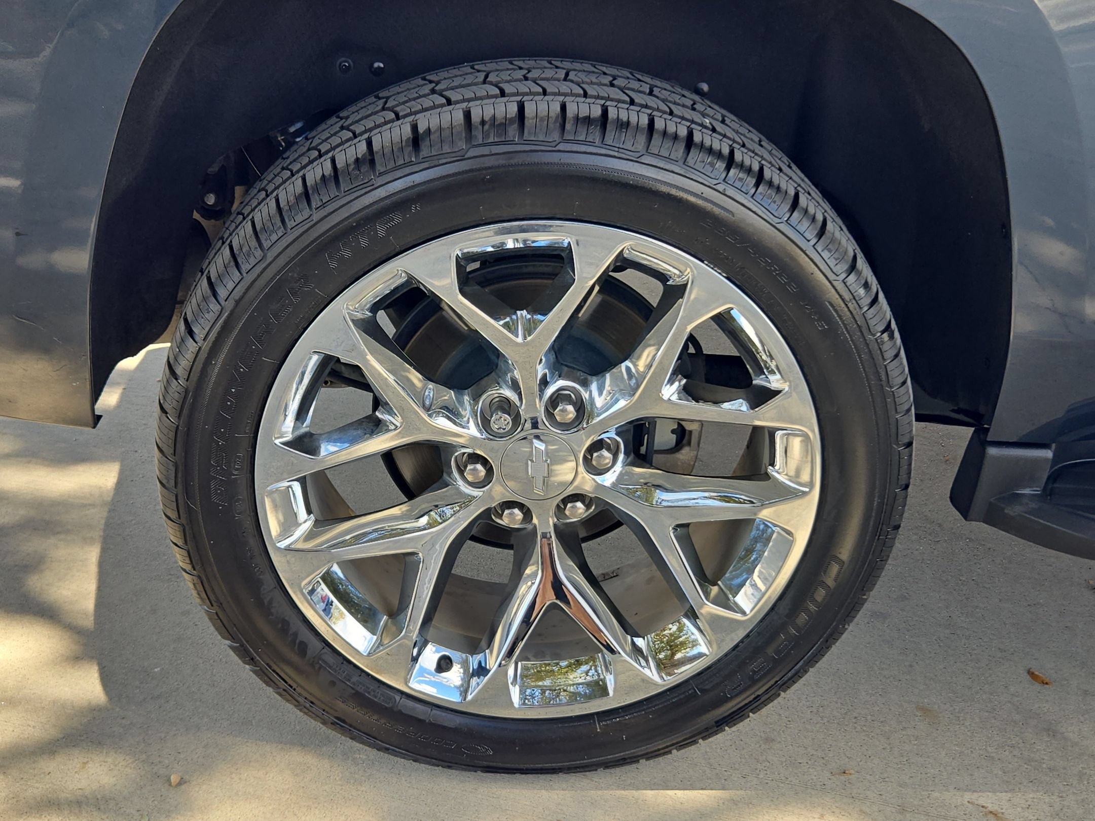Used 2020 Chevrolet Tahoe LT AWD/4WD image 27
