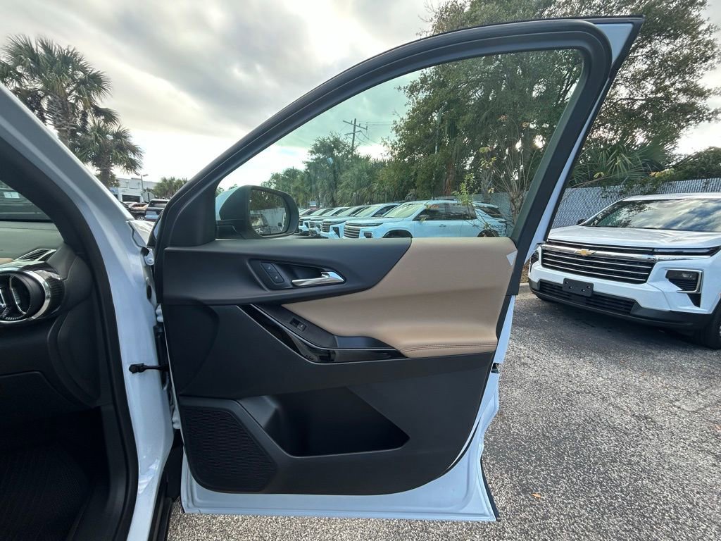 New 2026 Chevrolet Equinox ACTIV w/ Convenience Package III image 26