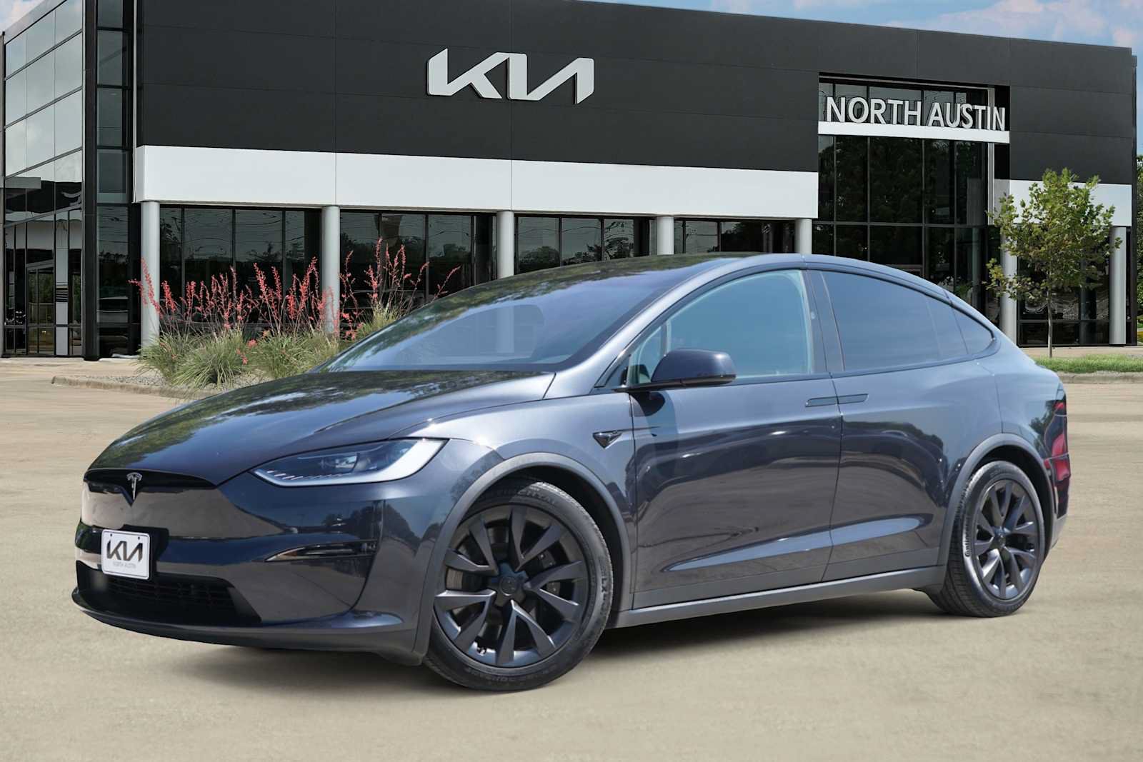 Used 2024 Tesla Model X AWD/4WD image 14