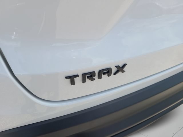 New 2026 Chevrolet Trax LT w/ Midnight Edition FWD image 33
