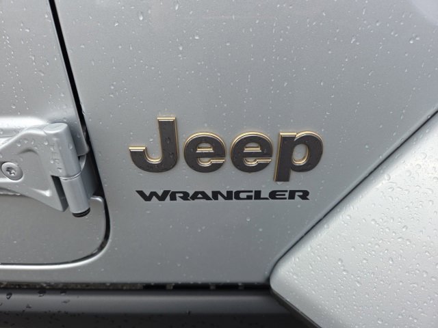 Used 2024 Jeep Wrangler Unlimited Rubicon 392 image 37
