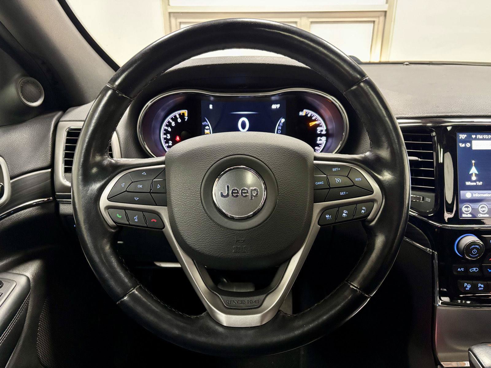 Used 2021 Jeep Grand Cherokee Limited AWD/4WD image 23