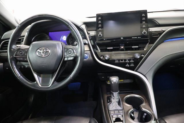 Used 2021 Toyota Camry XSE w/ Navigation Upgrade Package FWD image 15