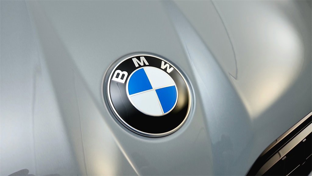 Used 2025 BMW X3 xDrive30i w/ Premium Package image 16