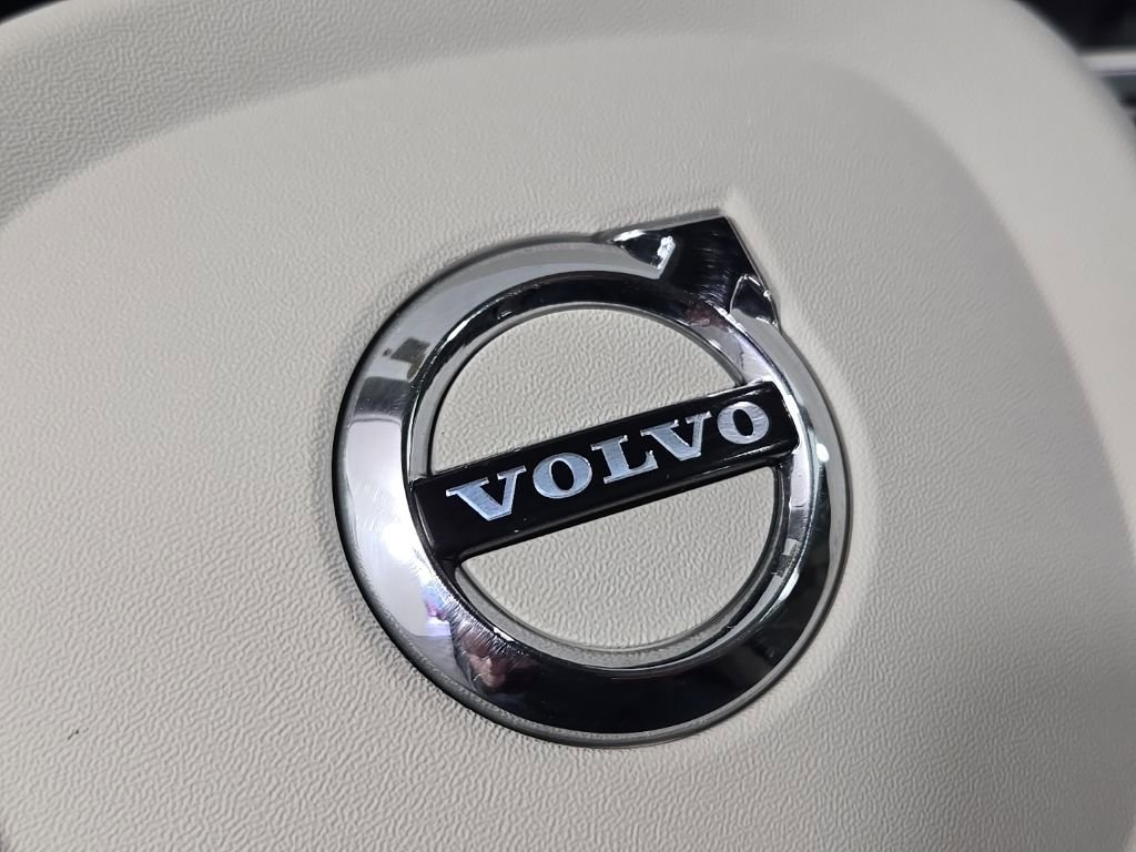 Certified 2023 Volvo S90 B6 Ultimate image 29