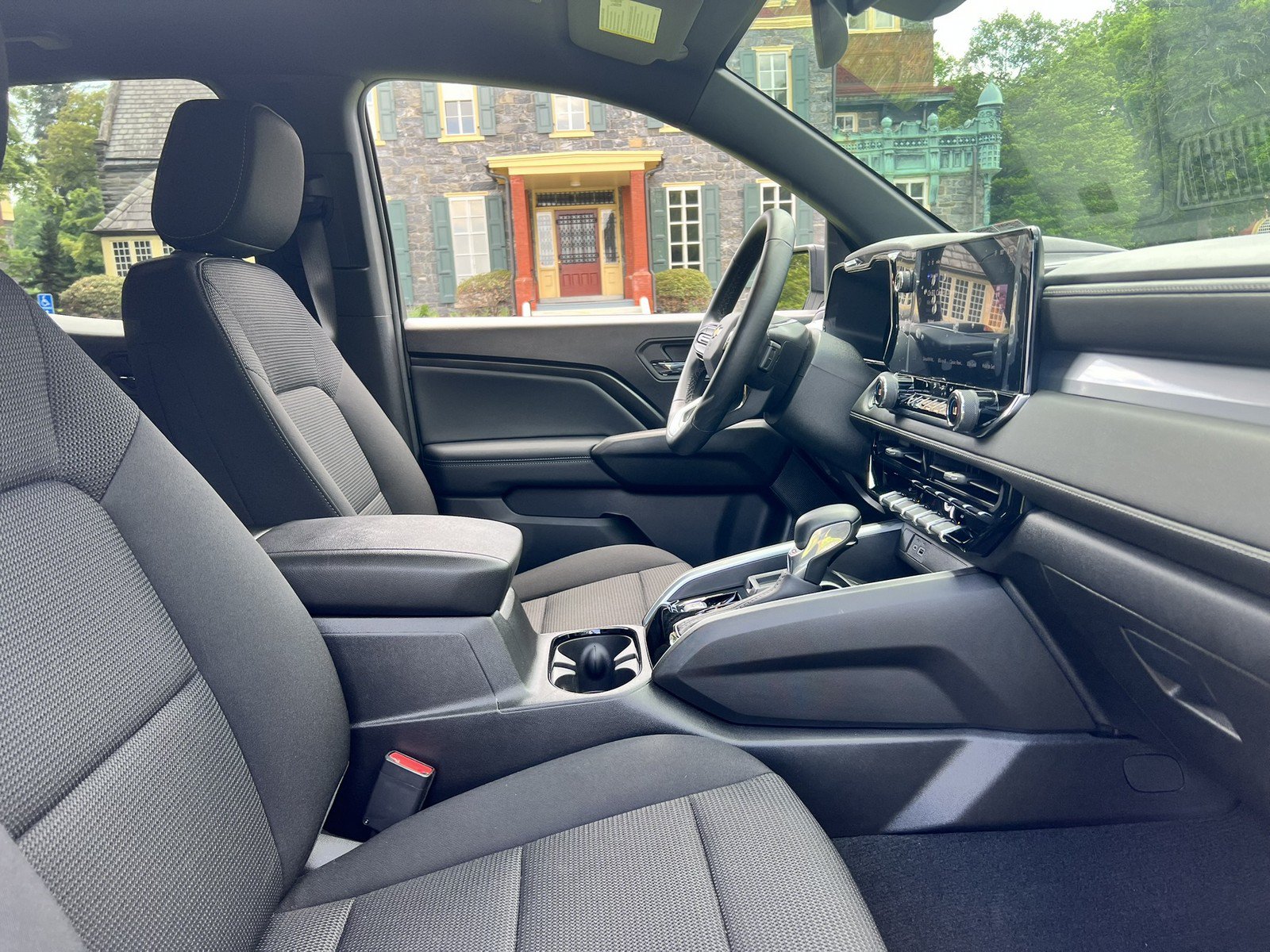 Used 2025 Chevrolet Colorado LT w/ Advanced Trailering Package RWD image 20