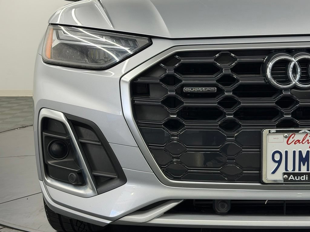 Used 2022 Audi Q5 2.0T Premium Plus w/ Premium Plus Package AWD/4WD image 9