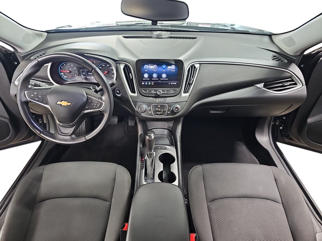 Used 2020 Chevrolet Malibu RS FWD image 11