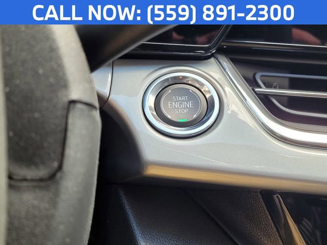 Used 2025 Chevrolet Trax LT FWD image 18