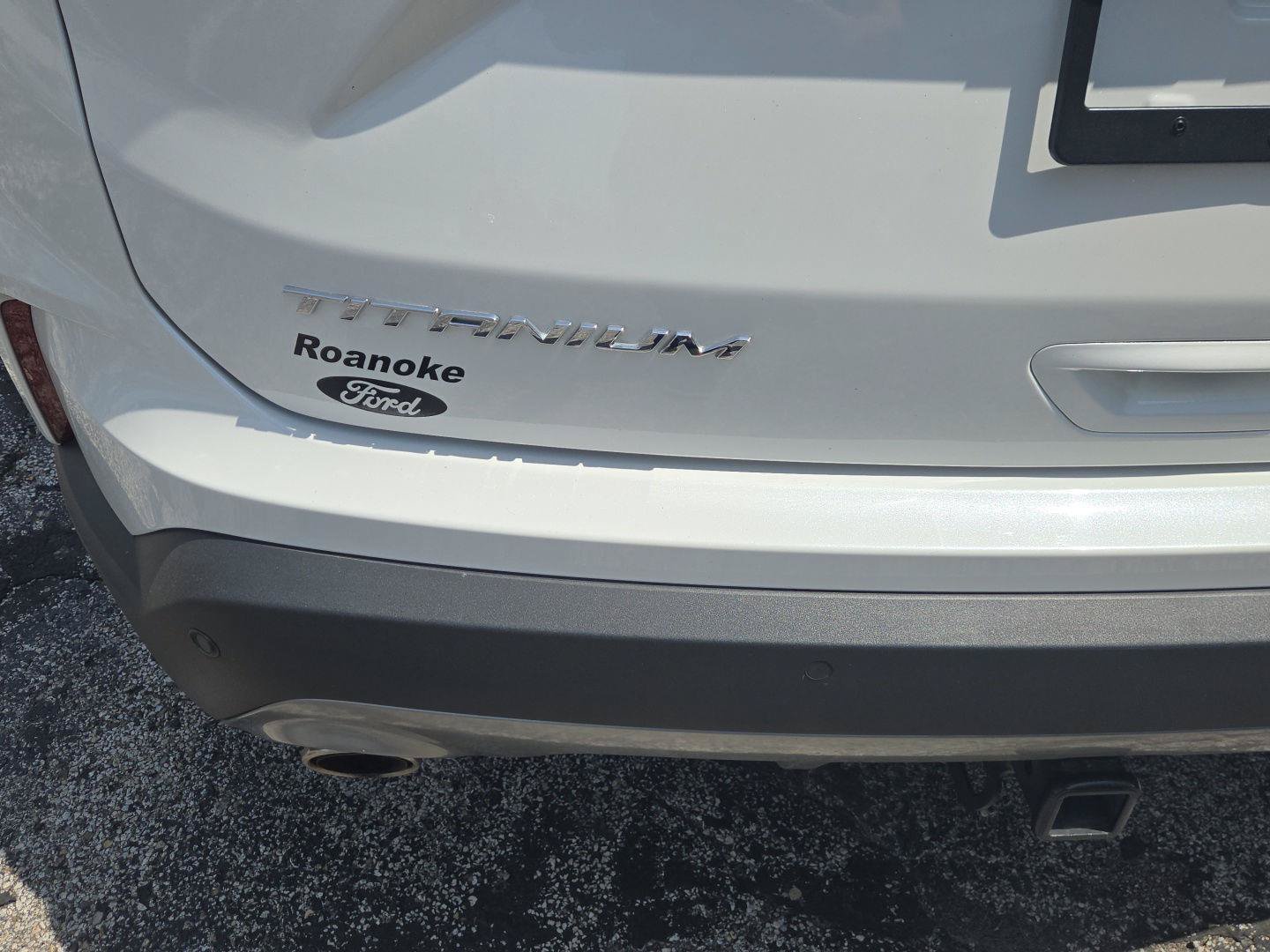 Used 2024 Ford Edge Titanium w/ Equipment Group 301A AWD/4WD image 28