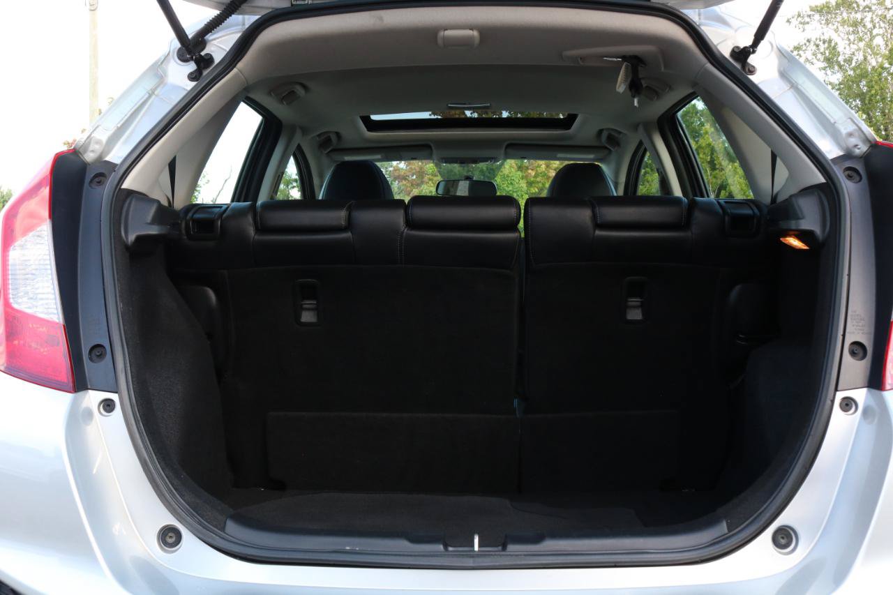 Used 2015 Honda Fit EX image 36