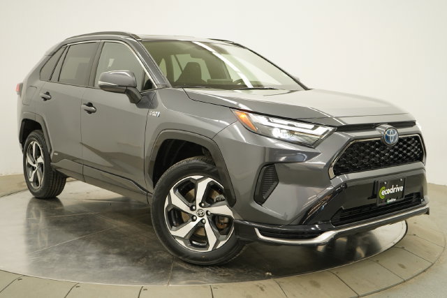 Used 2024 Toyota RAV4 SE w/ Weather & Moonroof Package AWD/4WD image 3