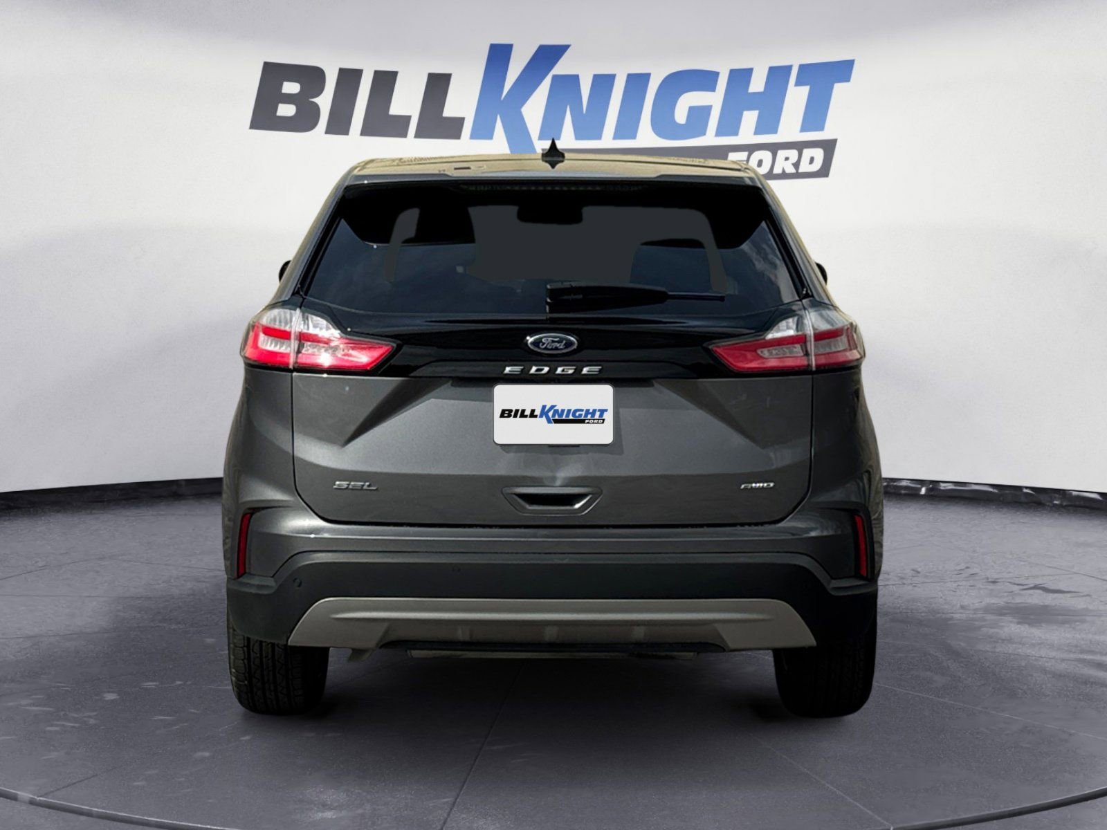 Used 2024 Ford Edge SEL w/ Convenience Package image 4