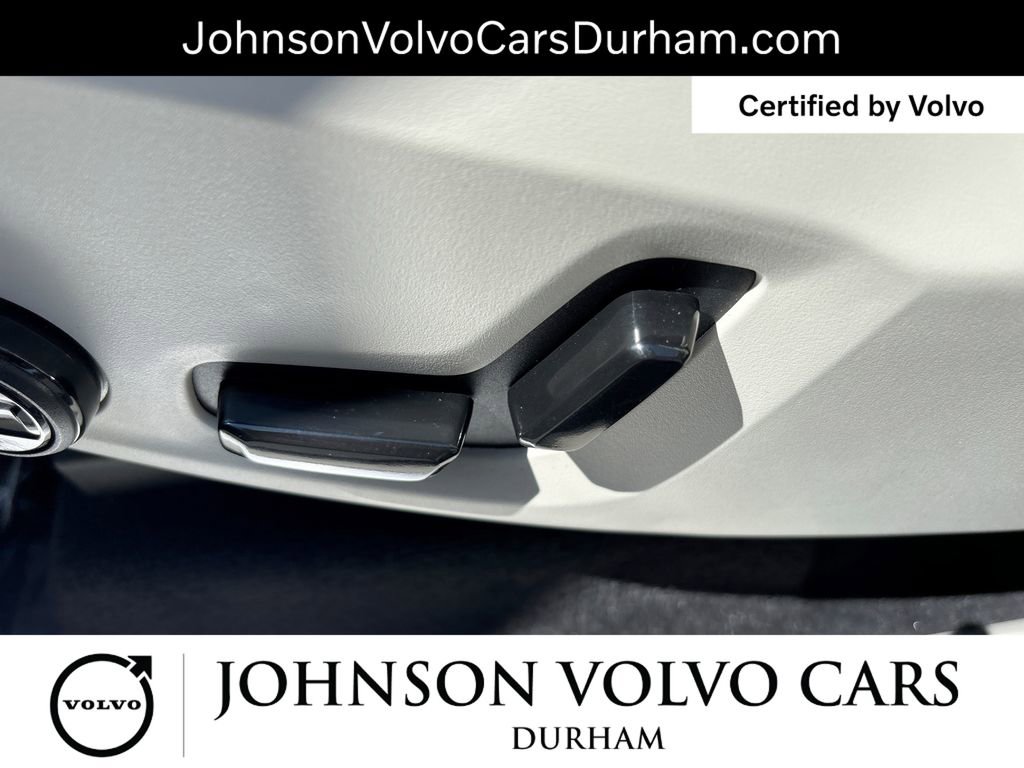 Used 2023 Volvo XC90 T8 Plus w/ Protection Package Premier AWD/4WD image 15