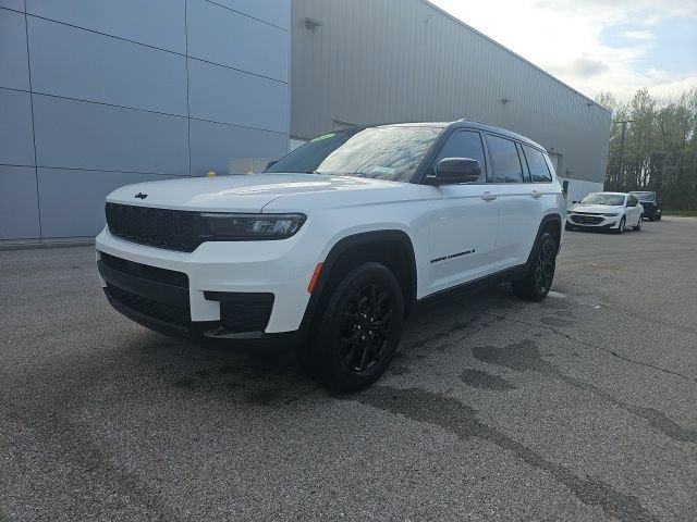 Used 2024 Jeep Grand Cherokee L Laredo