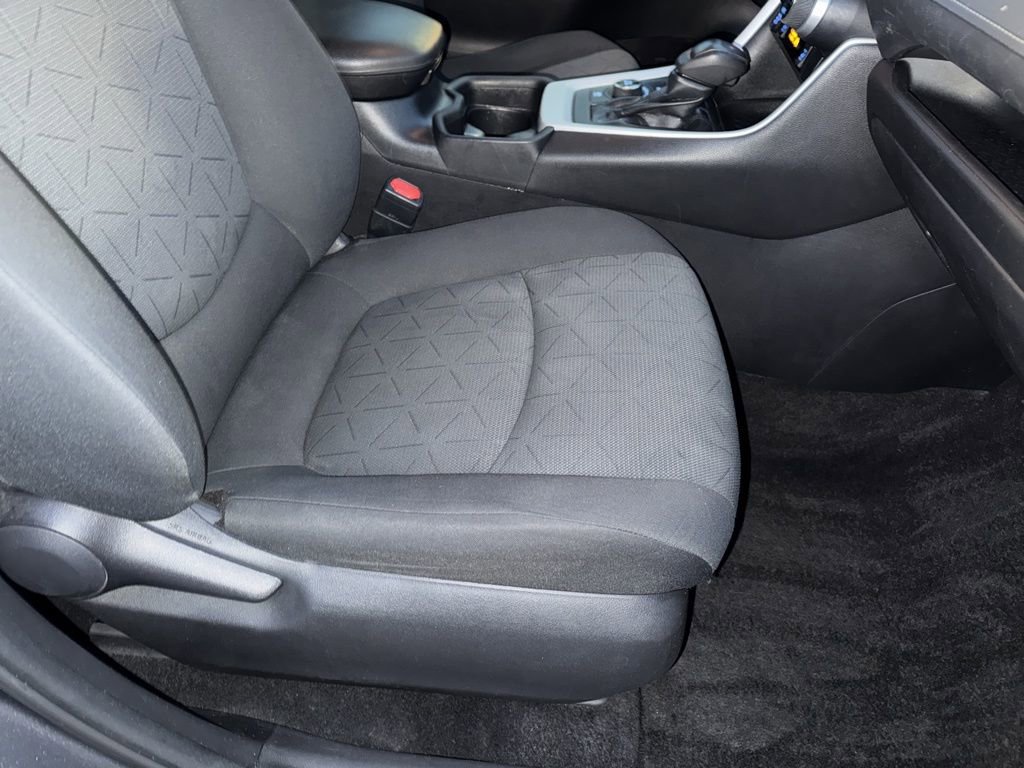 Certified 2020 Toyota RAV4 XLE image 16