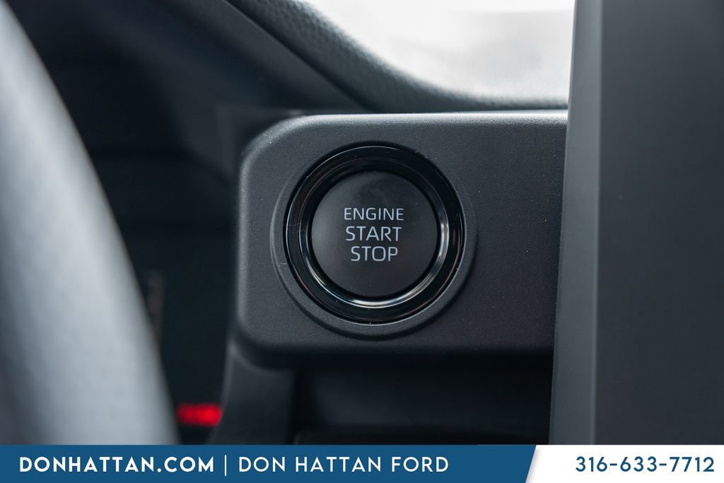 Used 2025 Toyota Tacoma SR5 w/ SR5 Upgrade Package image 11