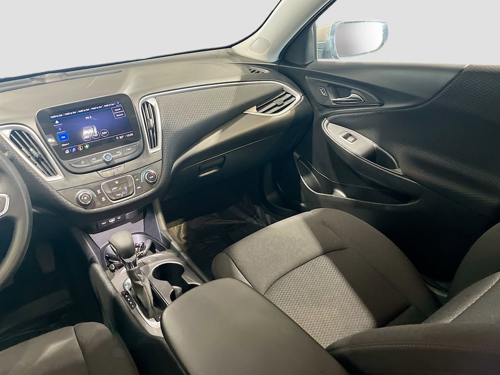 Used 2024 Chevrolet Malibu LS image 22