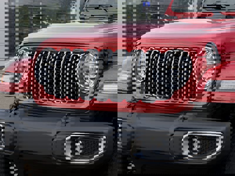 New 2025 Jeep Wrangler Unlimited Sahara w/ Dual Top Group image 34