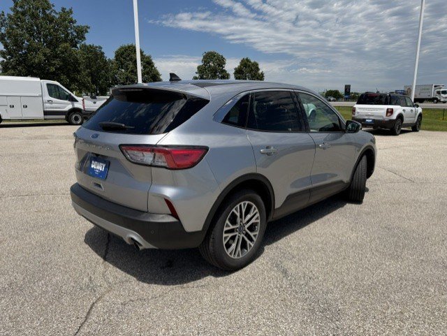 Used 2022 Ford Escape SEL w/ Technology Package FWD image 9