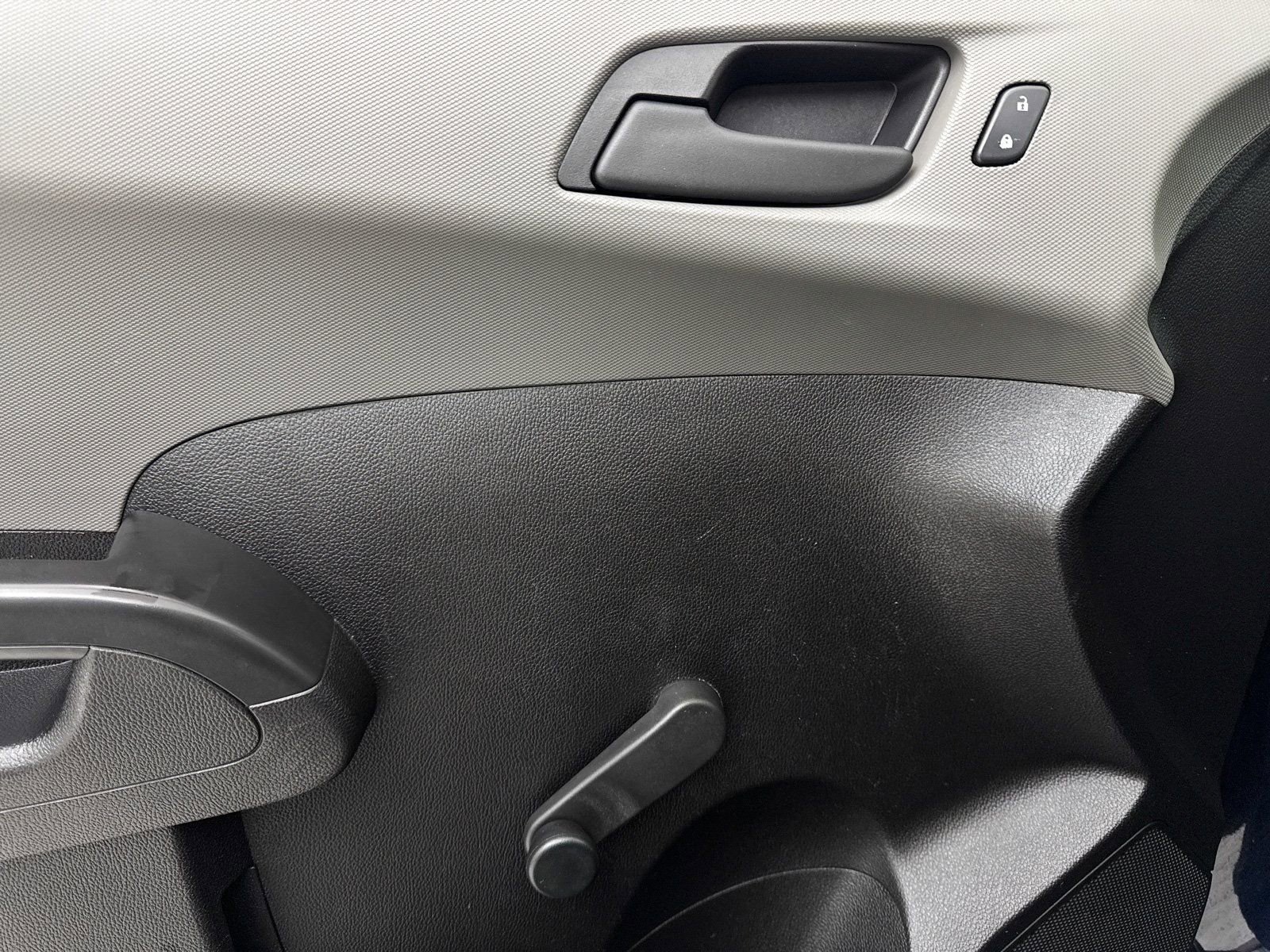 Used 2015 Chevrolet Sonic LS image 24