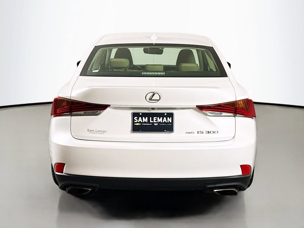 Used 2019 Lexus IS 300 AWD image 6