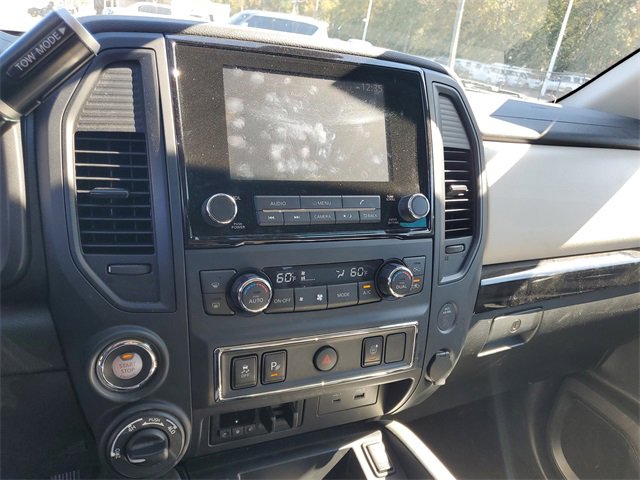 Certified 2024 Nissan Titan SV w/ SV Convenience Package image 19