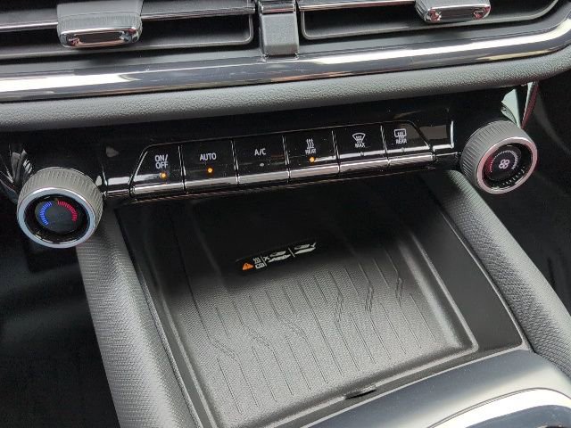 New 2026 Chevrolet Equinox EV RS FWD image 25