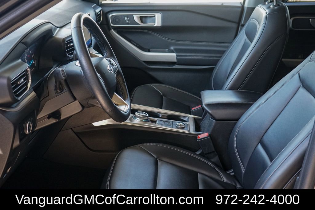 Used 2024 Ford Explorer XLT w/ Equipment Group 202A image 11