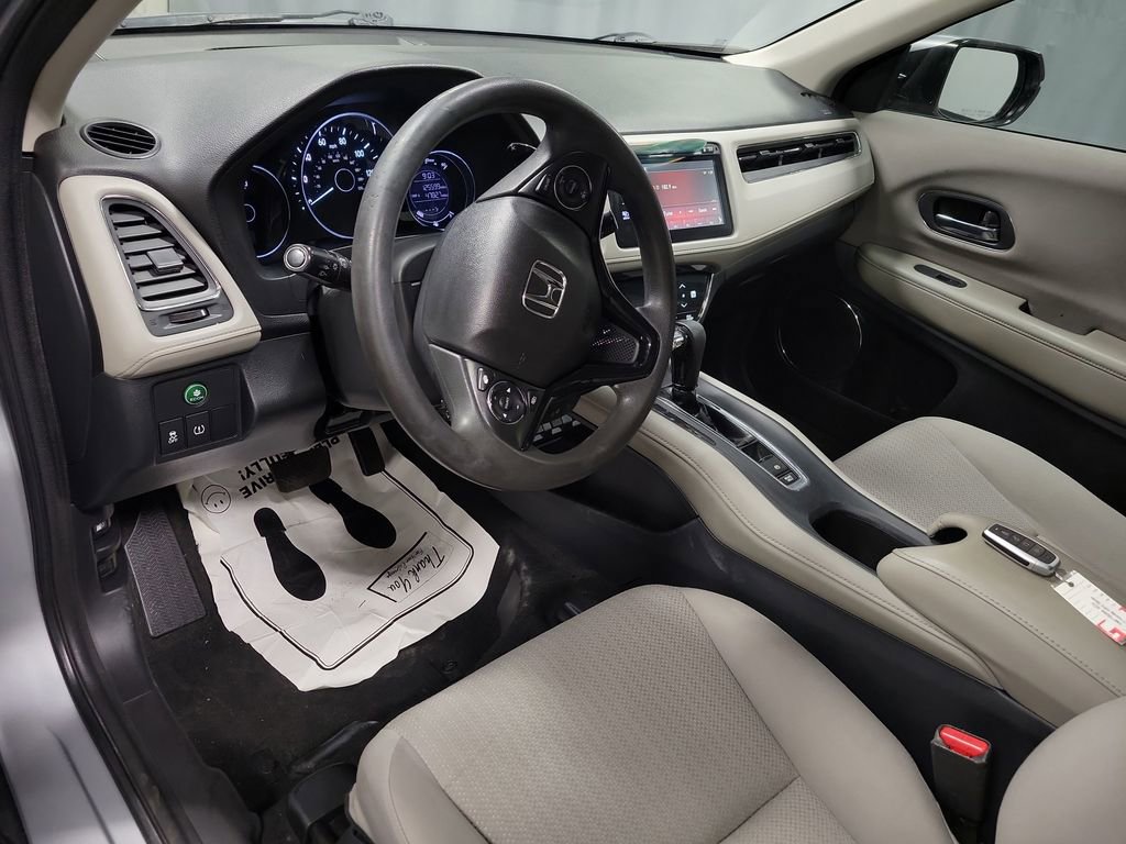 Used 2017 Honda HR-V EX image 13