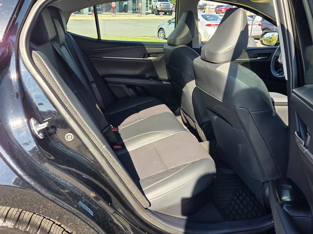 Used 2025 Toyota Camry XLE FWD image 16