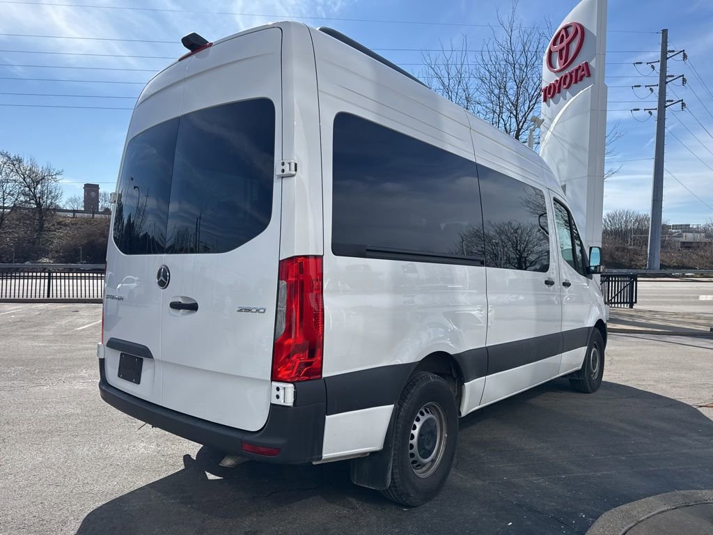 Used 2024 Mercedes-Benz Sprinter 2500 image 5
