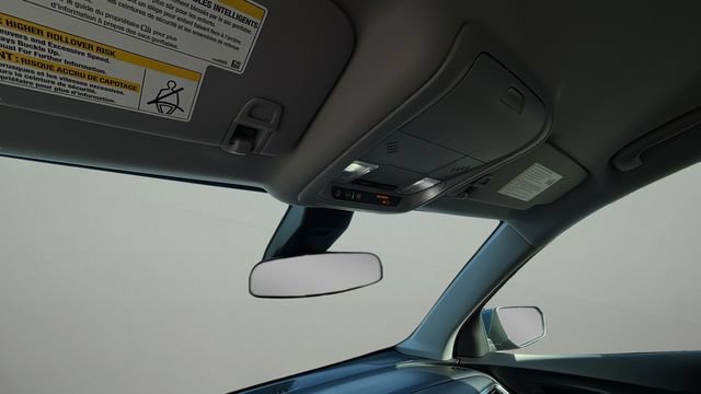 Used 2024 Chevrolet Equinox LT FWD image 27