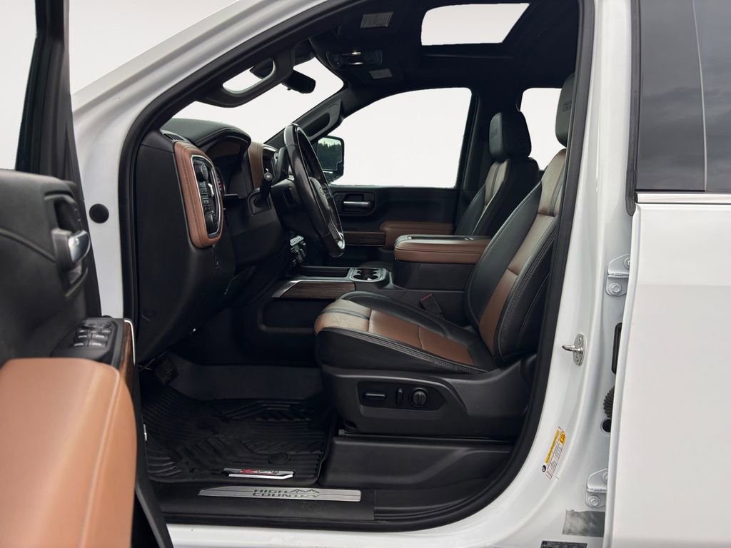 Used 2021 Chevrolet Silverado 3500 High Country w/ Z71 Off-Road Package image 16