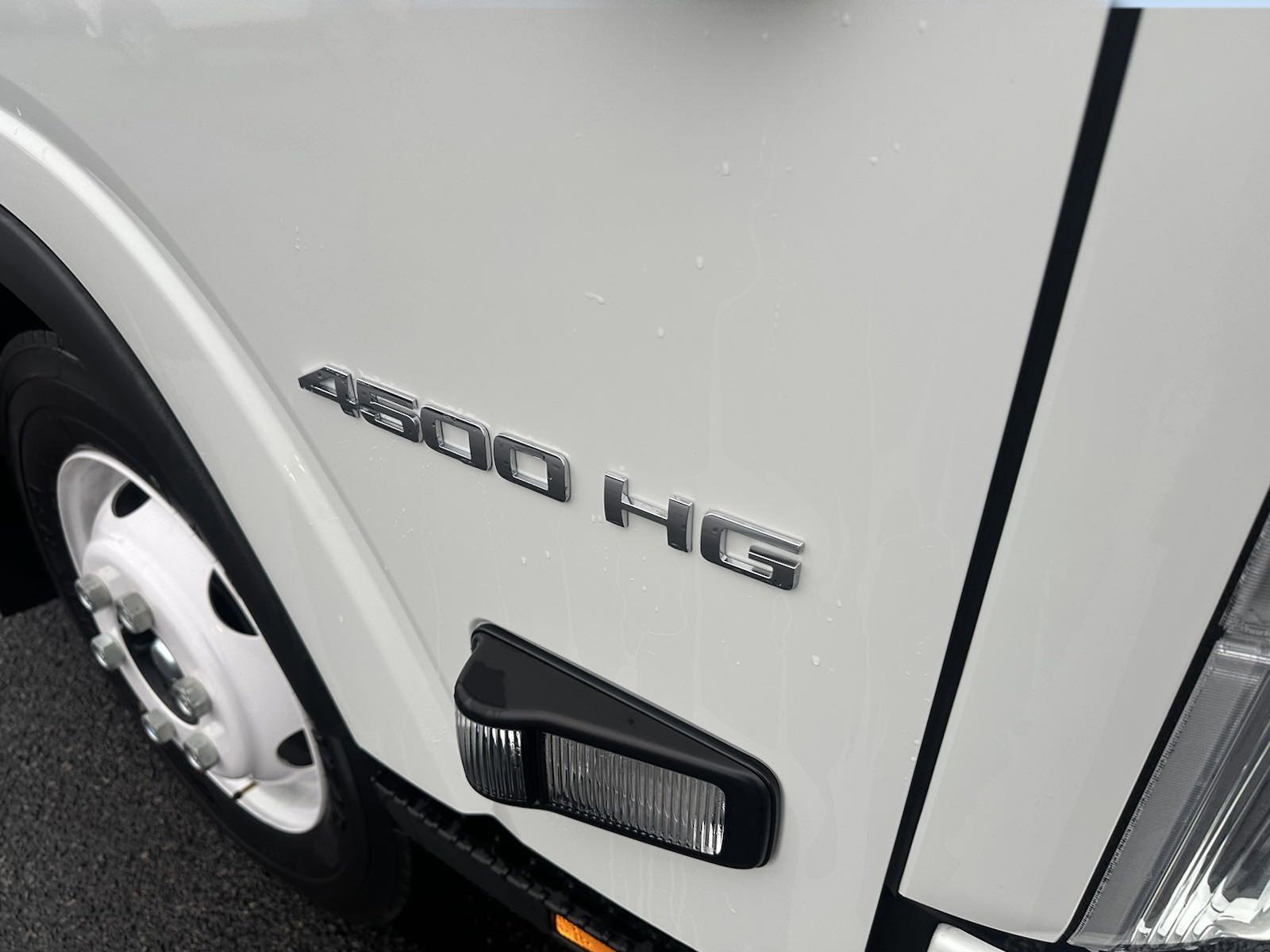 New 2025 Chevrolet Low Cab Forward image 3